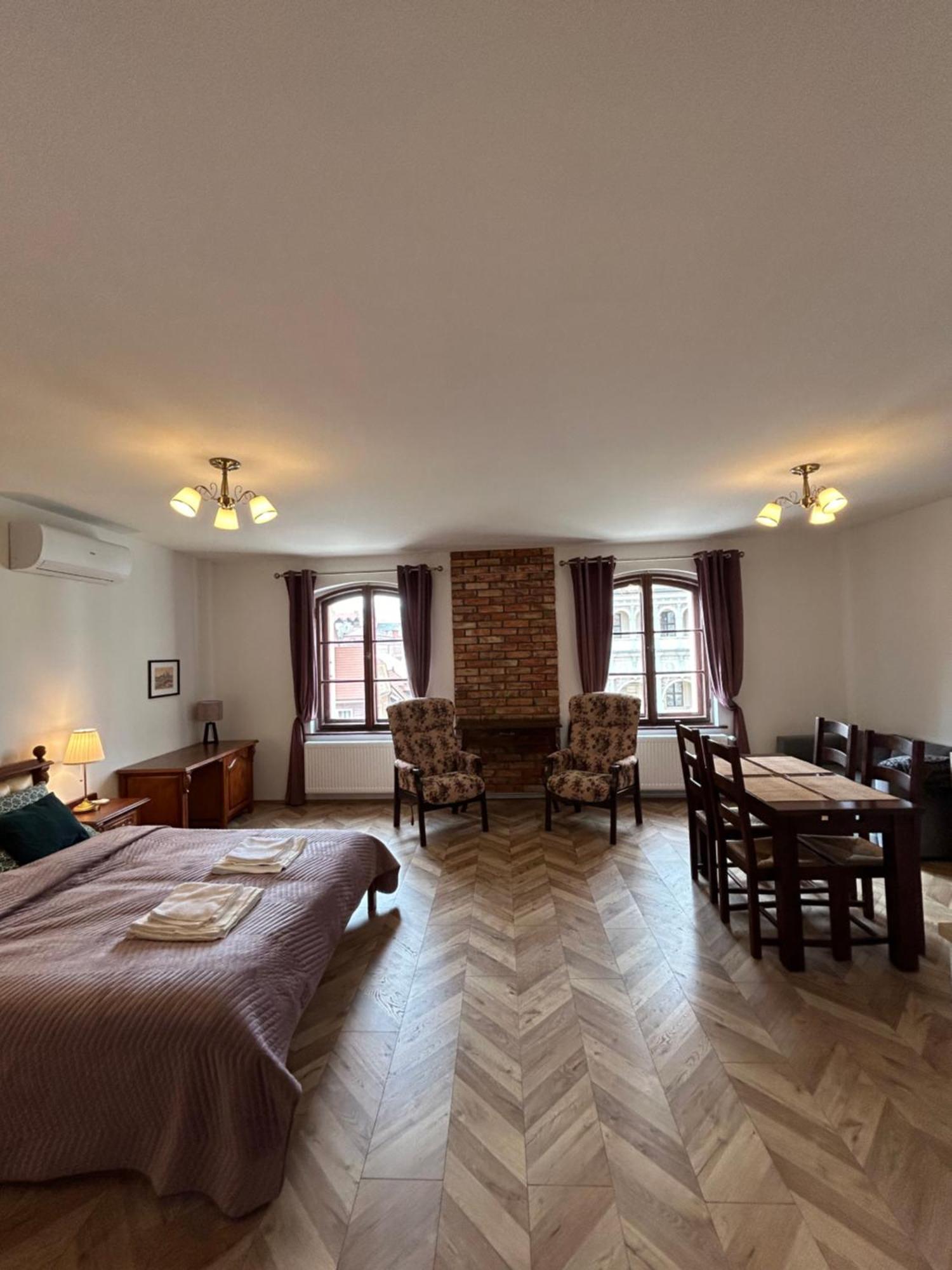 Apartament Stary Rynek 41 Poznan Ngoại thất bức ảnh